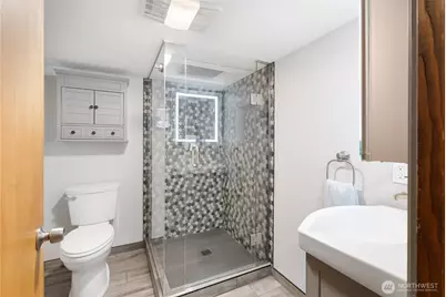 303 7th Street, Anacortes, WA 98221 - Photo 21