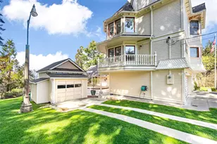 303 7th St, Anacortes, WA 98221 - Photo 37