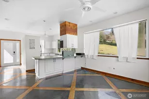 961 W Lake Samish Dr, Bellingham, WA 98229 - Photo 17