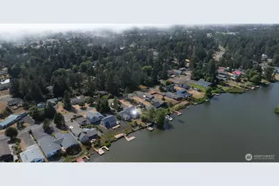 544 Mt Olympus Avenue SE, Ocean Shores, WA 98569 - Photo 5