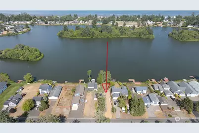 544 Mt Olympus Avenue SE, Ocean Shores, WA 98569 - Photo 1