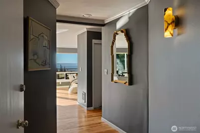 550 Elm Way #301, Edmonds, WA 98020 - Photo 3