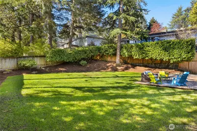 9525 Mercerwood Drive, Mercer Island, WA 98040 - Photo 23