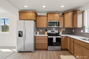 414 Comet St, Milton, WA 98354 - Photo 11