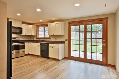 7875 Mortland Drive, Clinton, WA 98236 - Photo 15