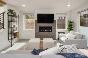 411 B NE 80th St, Seattle, WA 98115 - Photo 5