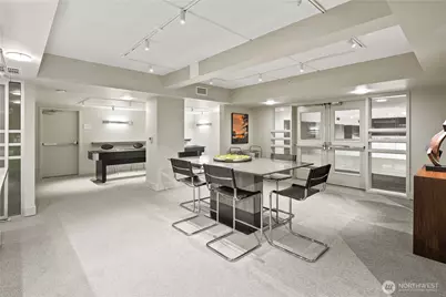 2911 2nd Avenue #810, Seattle, WA 98121 - Photo 27