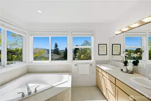 2313 N 39th St, Seattle, WA 98103 - Photo 19