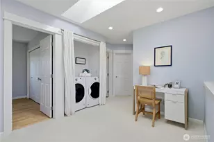 2313 N 39th St, Seattle, WA 98103 - Photo 25