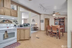 1507 286th St E, Roy, WA 98580 - Photo 9