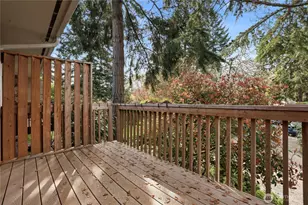 790 Madison Ave N, Bainbridge Island, WA 98110 - Photo 13