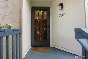 790 Madison Ave N, Bainbridge Island, WA 98110 - Photo 5