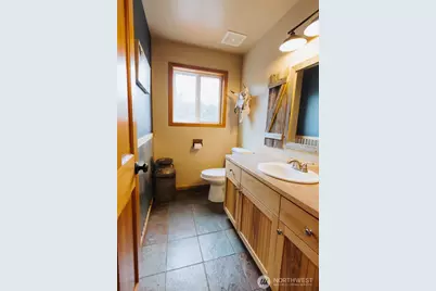 267 Boone Avenue W, Conconully, WA 98819 - Photo 11