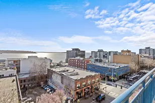 2415 2nd Ave, Seattle, WA 98121 - Photo 17