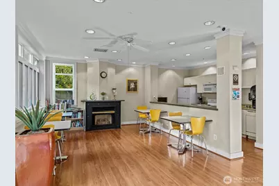 2415 2nd Ave #540, Seattle, WA 98121 - Photo 25