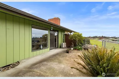 1301 S 3rd Avenue #4B, Sequim, WA 98382 - Photo 17