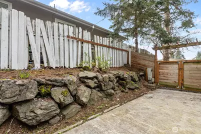 2402 S 370th Place, Federal Way, WA 98003 - Photo 15