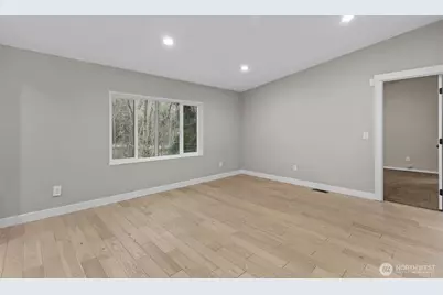 2402 S 370th Place, Federal Way, WA 98003 - Photo 11