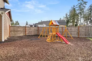 114 Lillian Ln SE, Rainier, WA 98576 - Photo 35