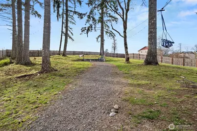 114 Lillian Lane SE, Rainier, WA 98576 - Photo 31