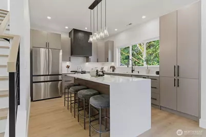 10930 NE 120th Street, Kirkland, WA 98034 - Photo 11