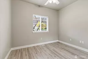 55676 Bay Area Dr NE, Electric City, WA 99123 - Photo 17