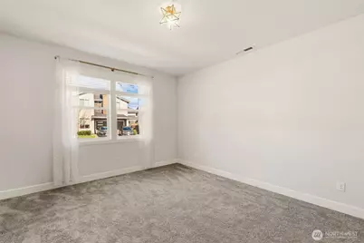 18612 135th Lane E, Bonney Lake, WA 98391 - Photo 11