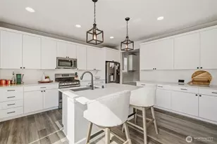 18612 135th Ln E, Bonney Lake, WA 98391 - Photo 9