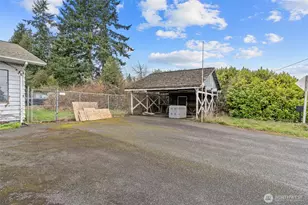 1405 75th St SE, Everett, WA 98203 - Photo 5