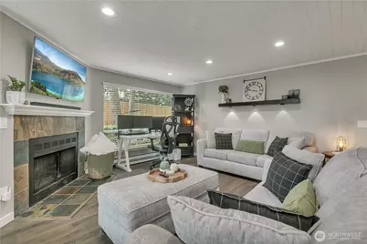 23712 13th Place S #1006, Des Moines, WA 98198 - Photo 7