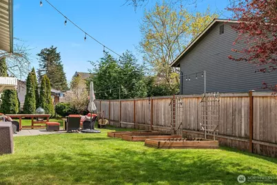 4930 189th Street SW, Lynnwood, WA 98036 - Photo 29