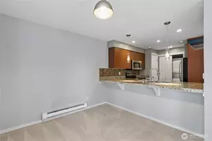 11215 NE 128th St, Kirkland, WA 98034 - Photo 5