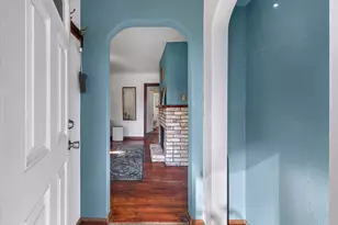 513 S Pine St, Burlington, WA 98233 - Photo 3