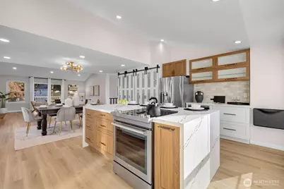 18424 135th Place SE, Renton, WA 98058 - Photo 15