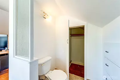231 W Fourth Street, Port Angeles, WA 98362 - Photo 31