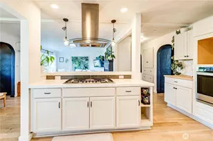 231 W 4th St, Port Angeles, WA 98362 - Photo 11