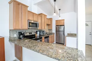 1302 N 6th St, Tacoma, WA 98403 - Photo 5