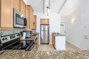 1302 N 6th St, Tacoma, WA 98403 - Photo 7