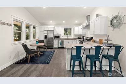 11316 Laurel Place, Anderson Island, WA 98303 - Photo 5