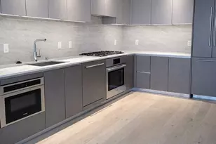 2510 6th Ave, Seattle, WA 98121 - Photo 3