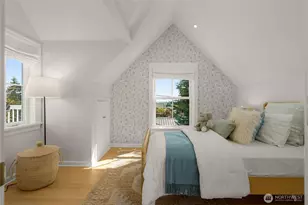 2200 41st Ave SW, Seattle, WA 98116 - Photo 13