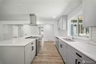 1717 Lake Park Dr SW, Tumwater, WA 98512 - Photo 9