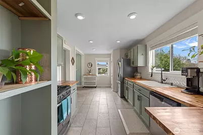 313 W State Street, Sedro Woolley, WA 98284 - Photo 11