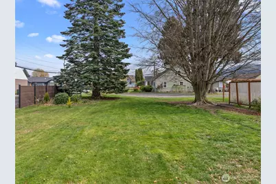 313 W State Street, Sedro Woolley, WA 98284 - Photo 39