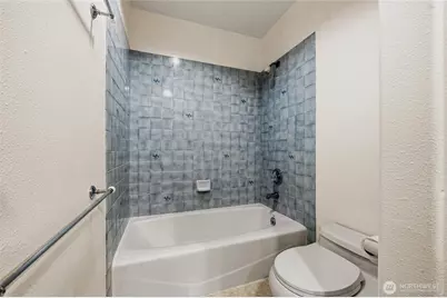 7810 175th Street SW, Edmonds, WA 98026 - Photo 25