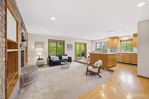 7810 175th St SW, Edmonds, WA 98026 - Photo 17