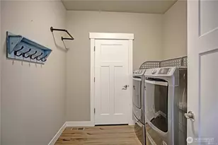 536 Rozeway Pl, Camano Island, WA 98282 - Photo 33