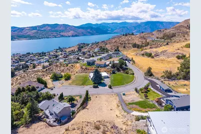211 Pinnacle Place, Chelan, WA 98816 - Photo 3