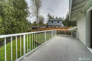 7630 NE Beachwood Ave, Poulsbo, WA 98370 - Photo 25