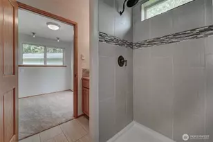 7630 NE Beachwood Ave, Poulsbo, WA 98370 - Photo 21